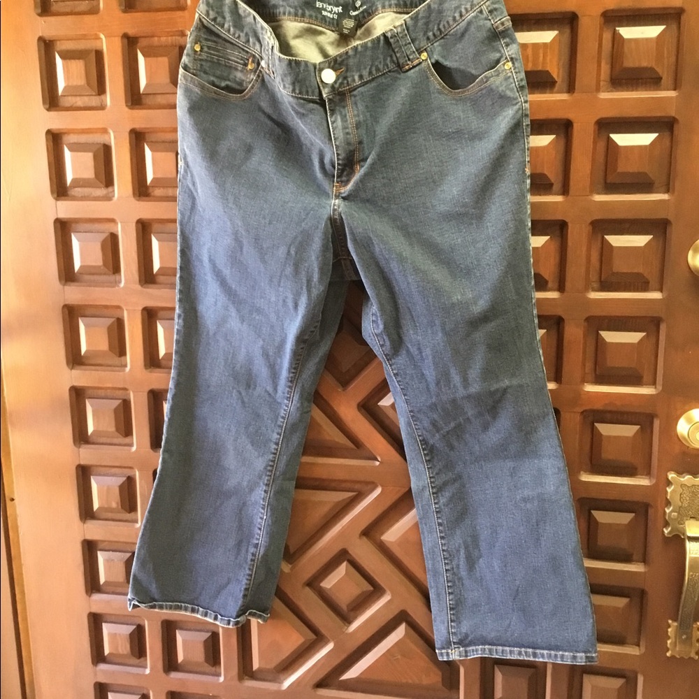 Slim boot cut petite lane Bryant jeans EUC